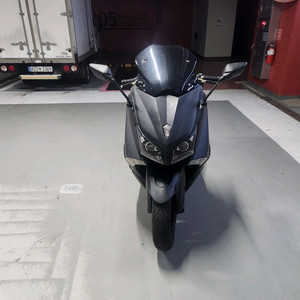 야마하 NMAX125 스쿠터