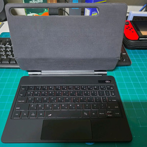 구조독 갤럭시탭s8/s9용 a1916 매직키보드팝니다.