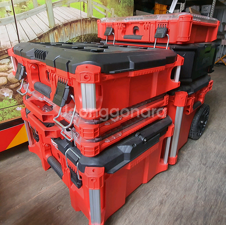 밀워키 팩아웃 공구함 세트 6종--0