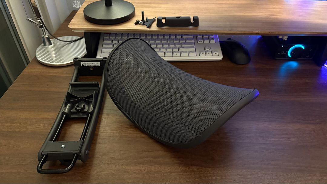 뉴에어론 아틀라스 헤드레스트 정품--5