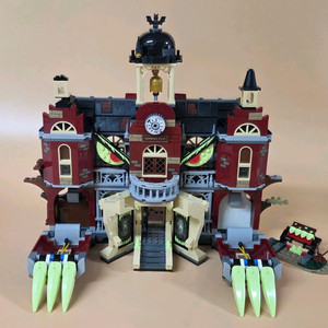 레고70425 히든사이드 뉴베리 유령고등학교, 70818베트맨과 슈퍼 앵그리..런던버스미니40220