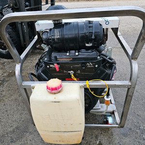 중고엔진고압세척기 500바 25리터 40마력 판매