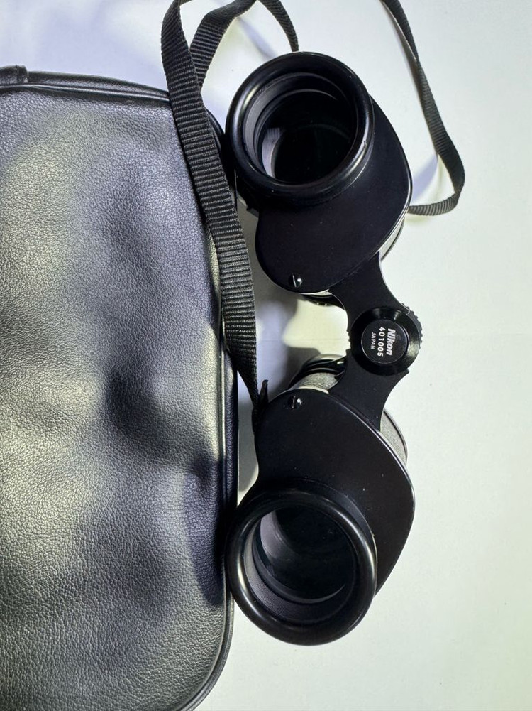 니콘 8*30 쌍안경 팝니다--1