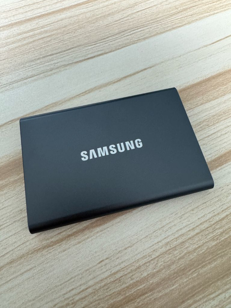 SSD T7 1TB 외장하드--1