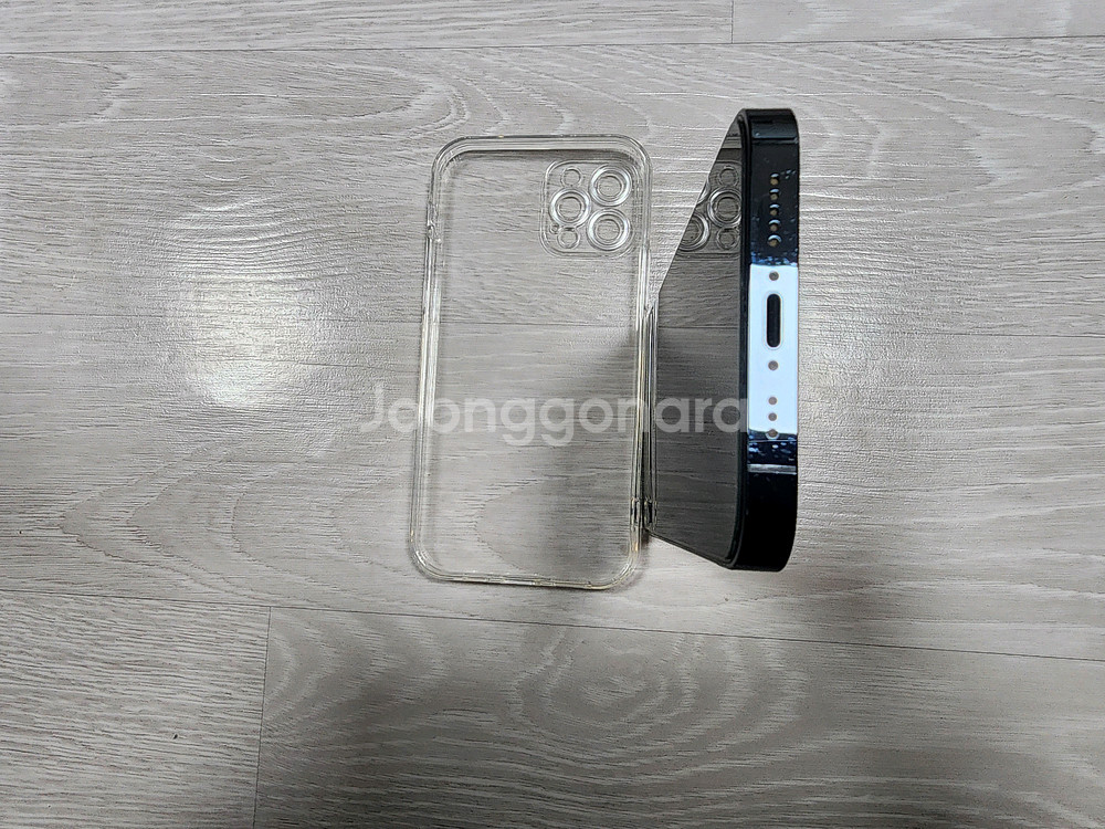 아이폰12프로 256G 배터리성능치78%팝니다.--4