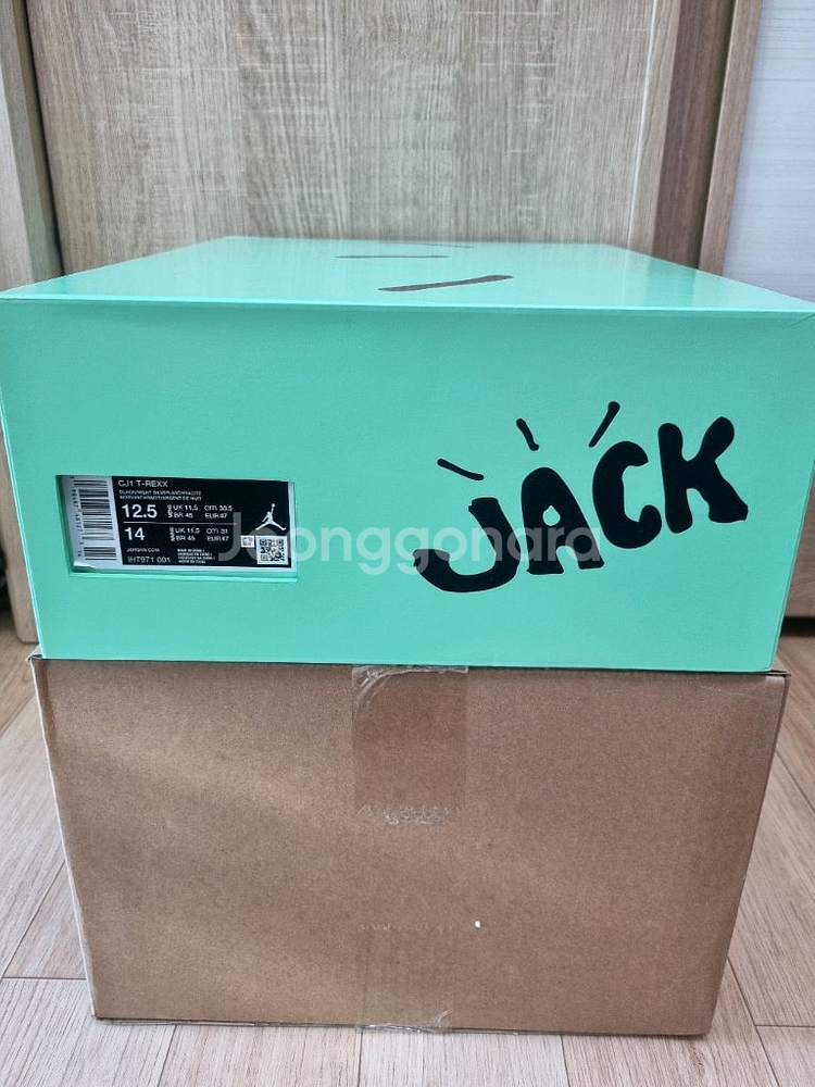 조던 x 트래비스 스캇 x 체이스 B 점프맨 잭 TR 블랙 나이트 실버 305--4