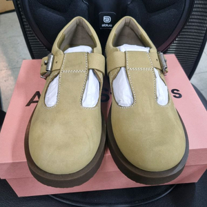 아크네스튜디오 버클 로퍼 40사이즈 새상품