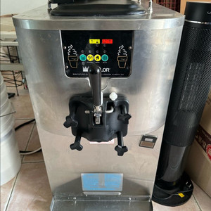 테일러 아이스크림기계