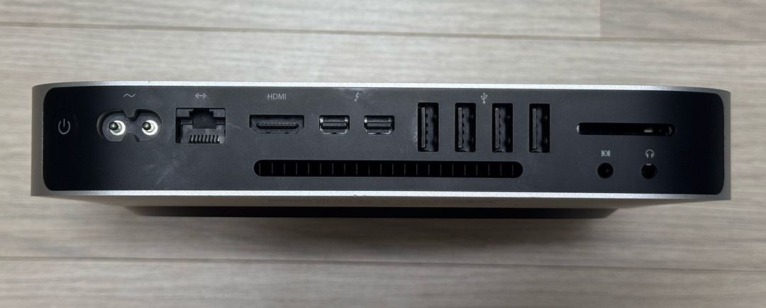 맥 미니 i7 cto 컴퓨터 + 애플 시네마 디스플레이 이미지