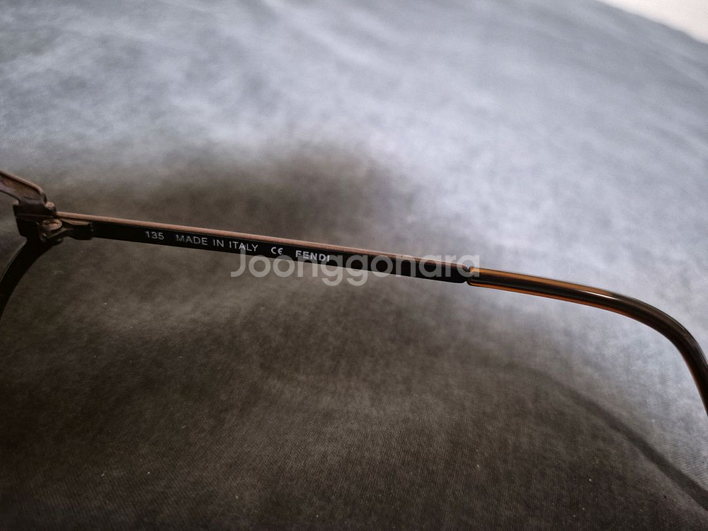 [정품] 펜디 여성용 선글라스--3