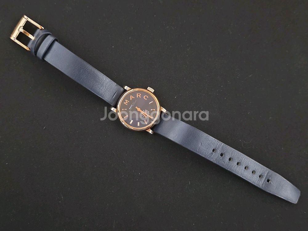 마크 제이콥스 여성시계--1