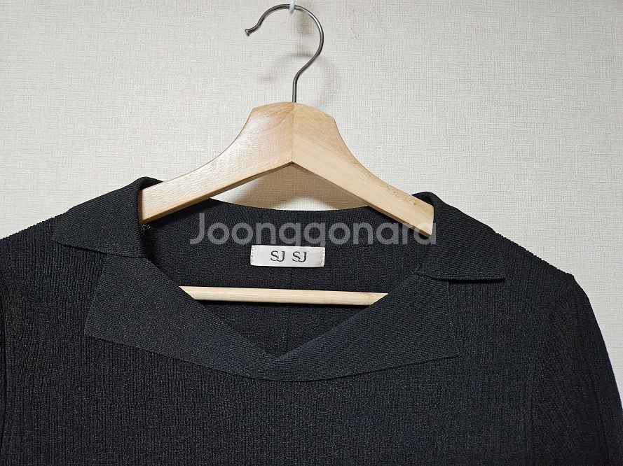 에스제이 SJSJ 칼라 니트 탑 프리사이즈--2