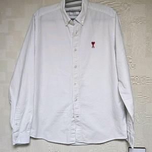 아미 내추럴 화이트 셔츠 39사이즈