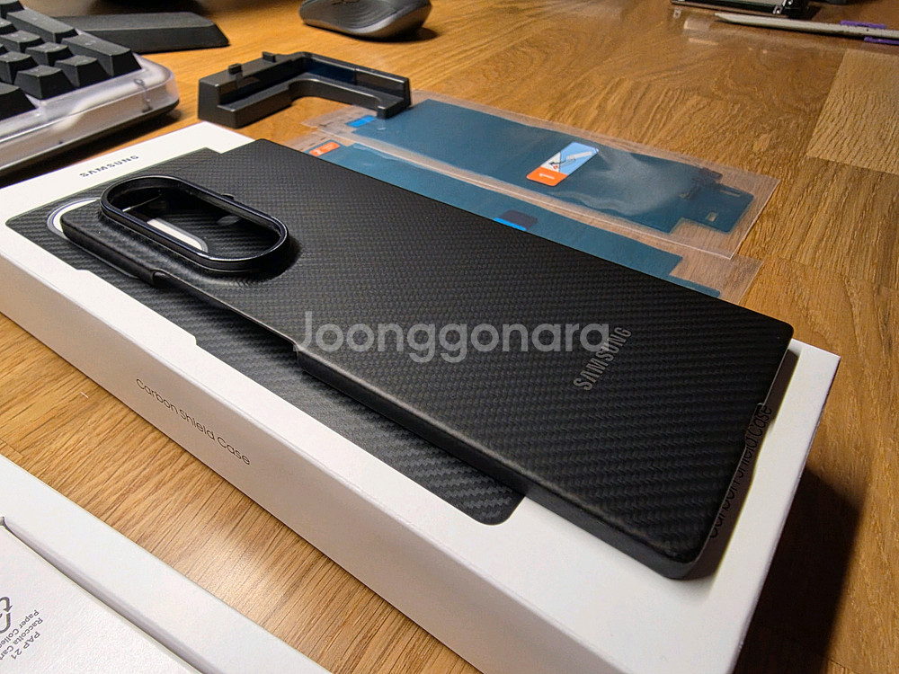 갤럭시 Z 폴드7 카본 쉴드 케이스 (블랙) | EF-XF966SBEGKR 정품 풀박스 당일발송--8