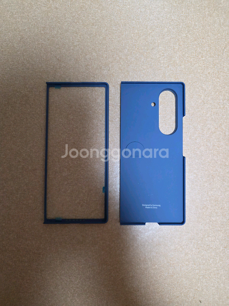 (새상품) 갤럭시 폴드7 스탠딩 케이스 미착용 택포 3만원 판매합니다--1