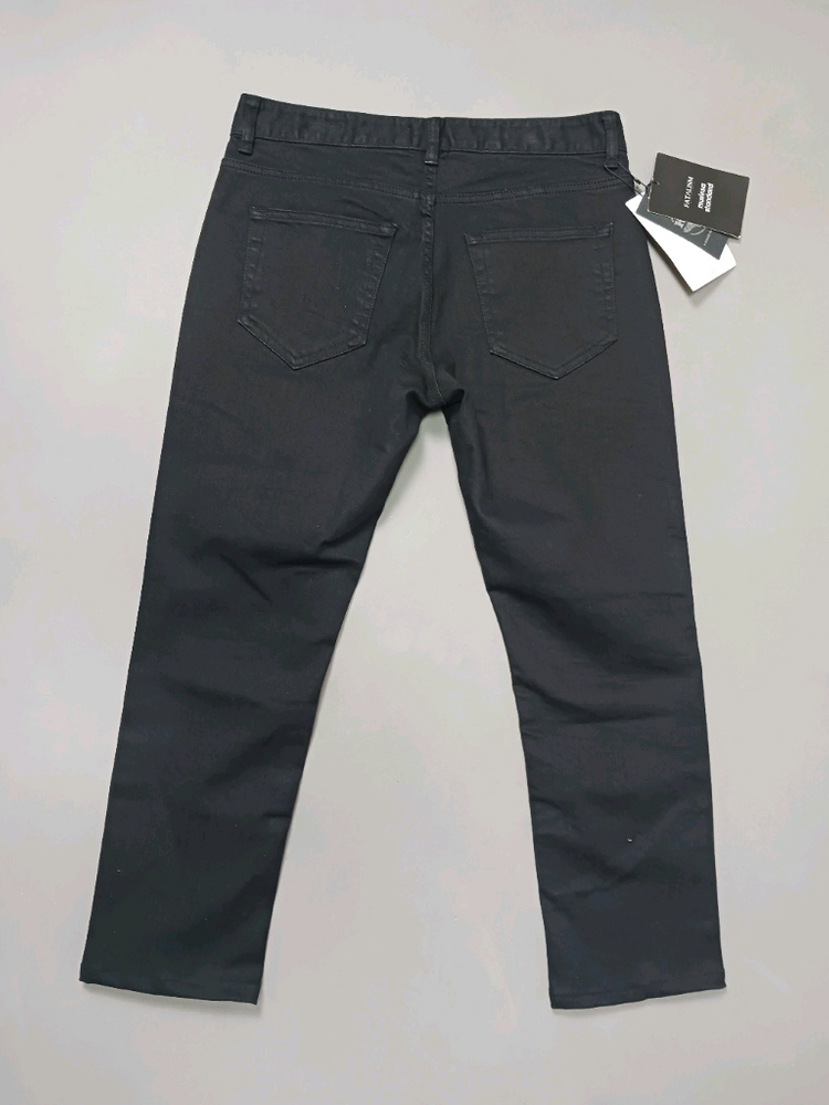 새제품 [30] 무신사 스탠다드 x 페이탈리즘 쿠라보원단 블랙 크롭진 이미지