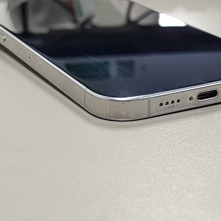 *128만원* 아이폰 16프로맥스 512GB 액정무기스 상태좋은폰 판매합니다--5