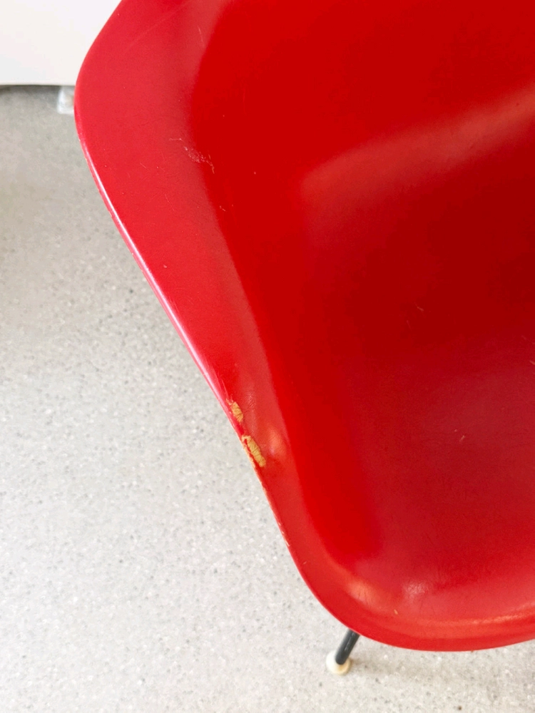 허먼밀러 체어 판매합니다 Eames Armchair for Herman Miller - red 이미지