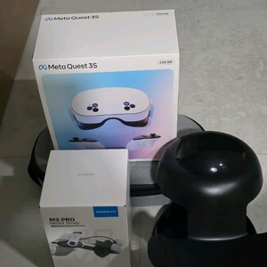 메타퀘스트3S 256GB와 M3pro헤드스트랩, 케이스와 거치대 새거 세트로 팝니다,