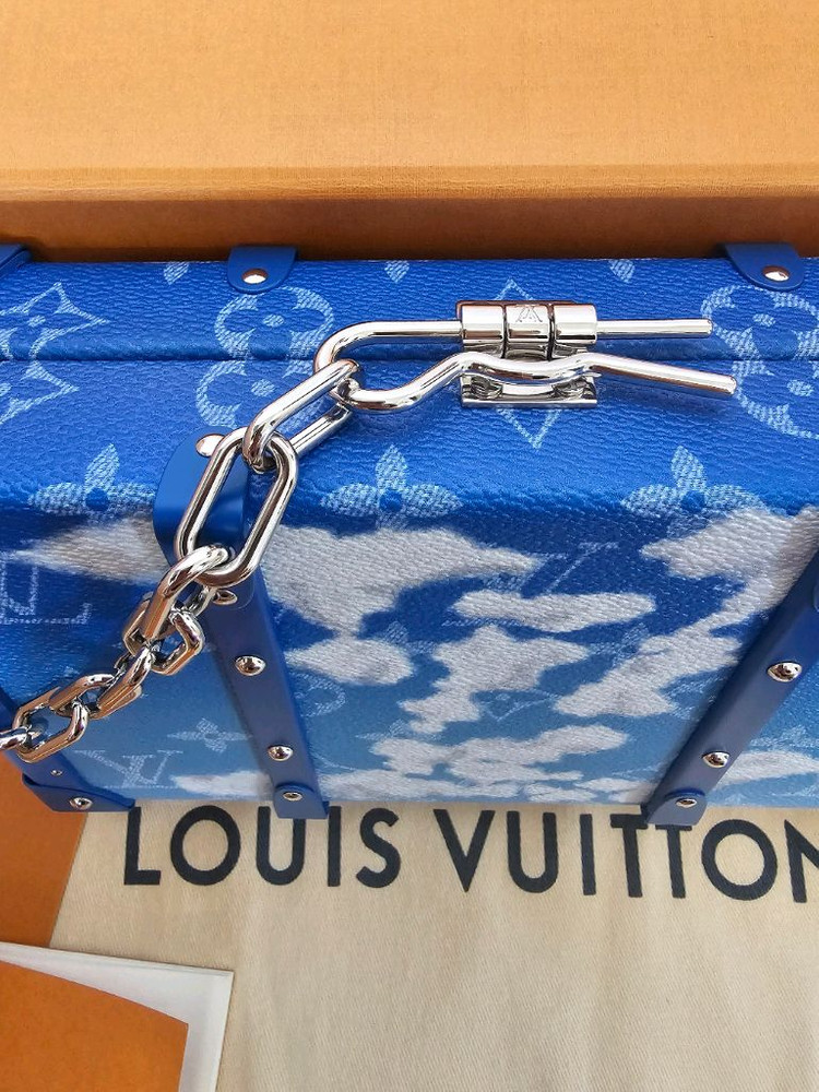 루이비통 버질아블로 클라우드 하드트렁크 클러치백 볼가 은장스티머 (새상품)--5