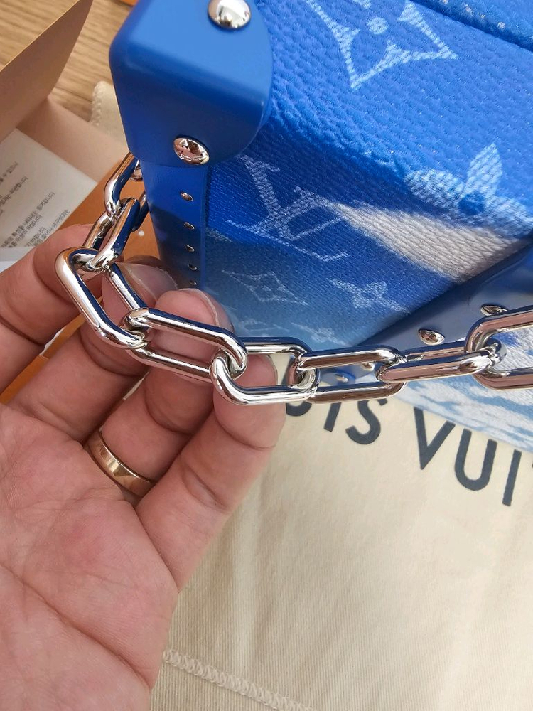 루이비통 버질아블로 클라우드 하드트렁크 클러치백 볼가 은장스티머 (새상품)--8