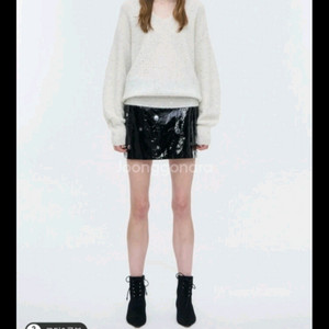 타임 모헤어블랜드 시퀸브이넥