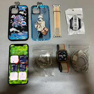 아이폰12프로256기가,애플워치5셀룰러44미리,케이스티파이아이폰12프로배터리ㅡ79프로용량 ㅡ256색상 ㅡ골드모든기능