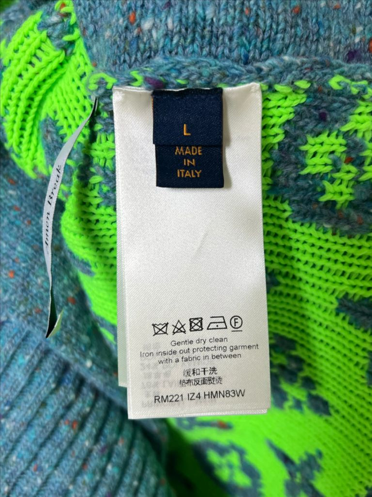 [정품] 새상품급 / L 루이비통 모노그램 시그니처 멀티컬러 가디건--4