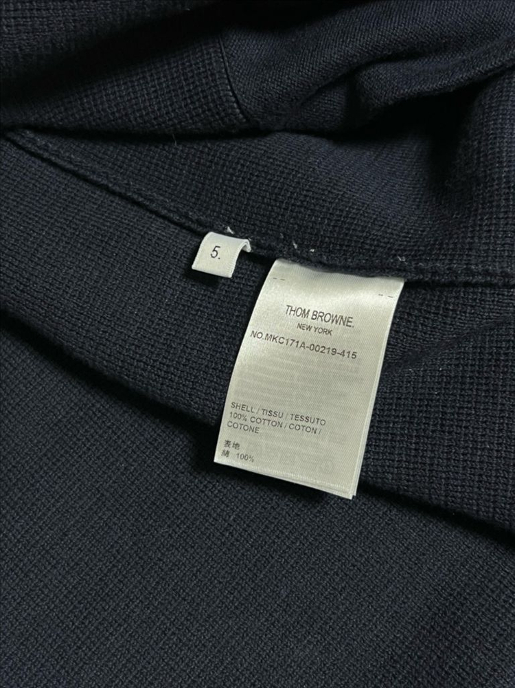 [정품] 새상품급 , 25년식 / 5 톰브라운 밀라노스티치 금장 가디건--4