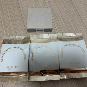 선쿠션 선크림 / 마르시끄 세럼 글로우 톤업 선쿠션 파데프리