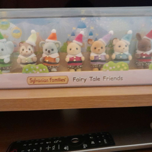 실바니안 일곱요정 고깔 이미지