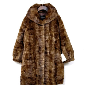 마레몬테 브라운 밍크 코트