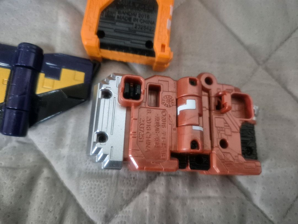 파워레인저 애니멀포스 무장큐브 4종(두더지, 기린, 박쥐, 곰) 이미지