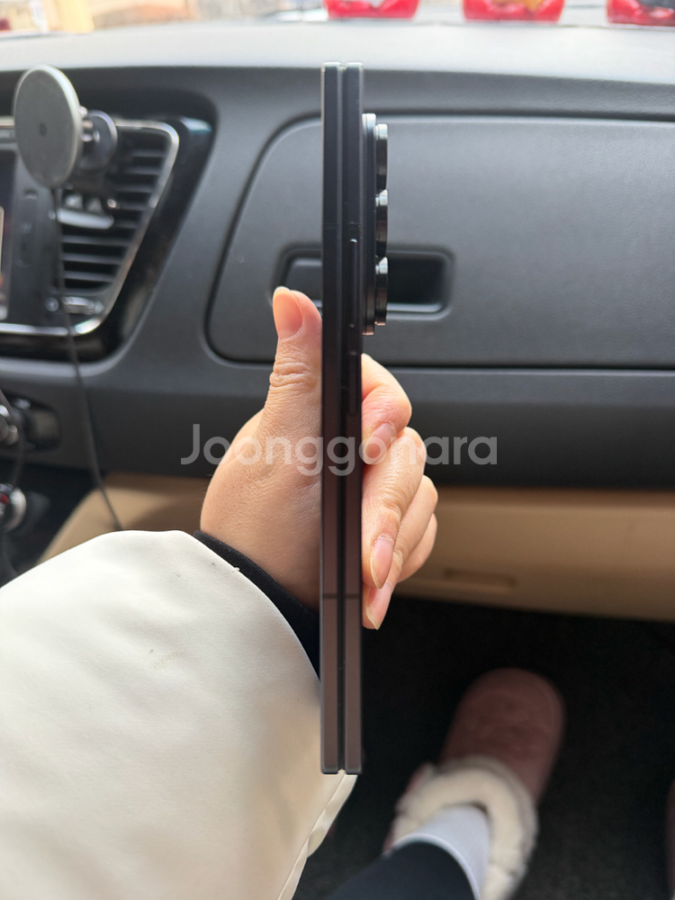 갤럭시Z폴드7 512GB 팝니다--3