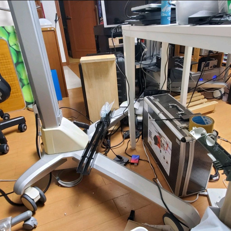 높이조절 및 이동식 대형 tv, 모니터 스탠드/거치대--2