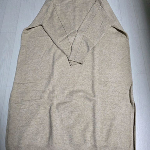 미미씨엘 여성 터틀 니트 원피스 (연베이지/free사이즈)