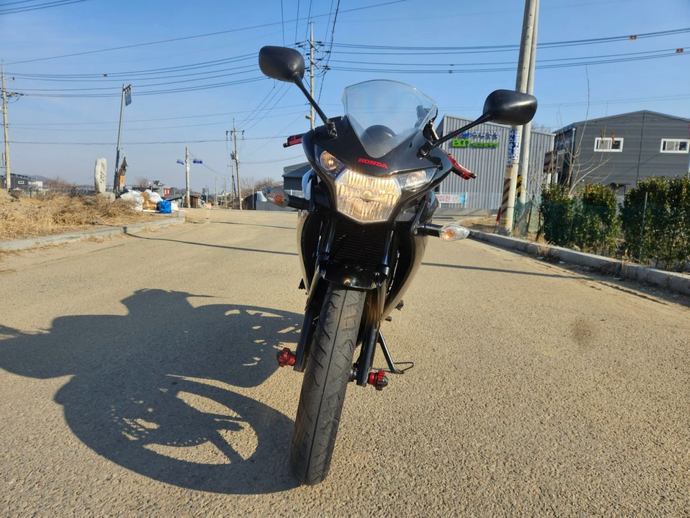 혼다 CBR125R 16년식 판매합니다 이미지