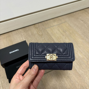 샤넬보이지갑 이미지