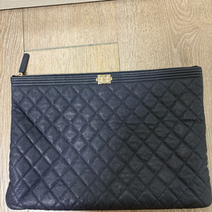 샤넬보이 클러치