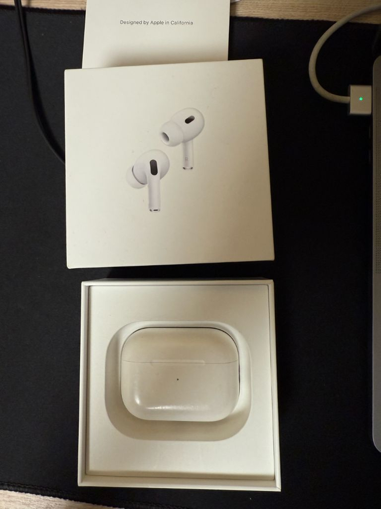 에어팟 프로 2세대 본체 케이스 라이트닝 풀구성--1