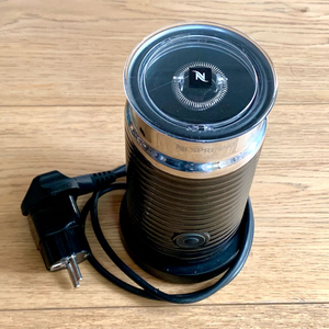 네스프레소 에어로치노 3 (블랙)