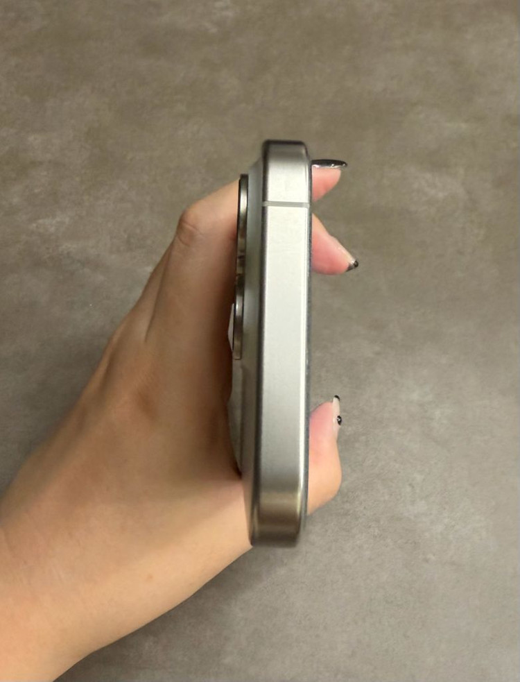 아이폰 15 프로 256GB--1