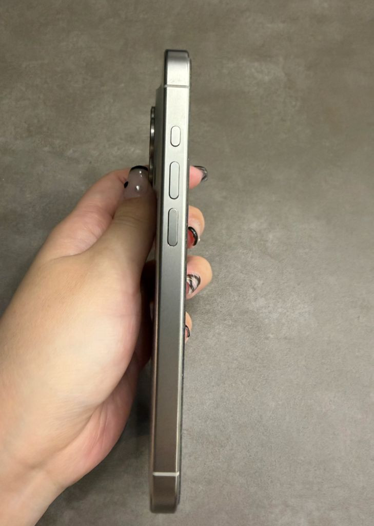 아이폰 15 프로 256GB--2