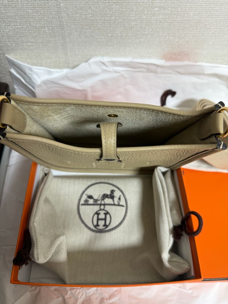 에르메스 에블린 미니 K각인 트렌치 금장 새상품 이미지