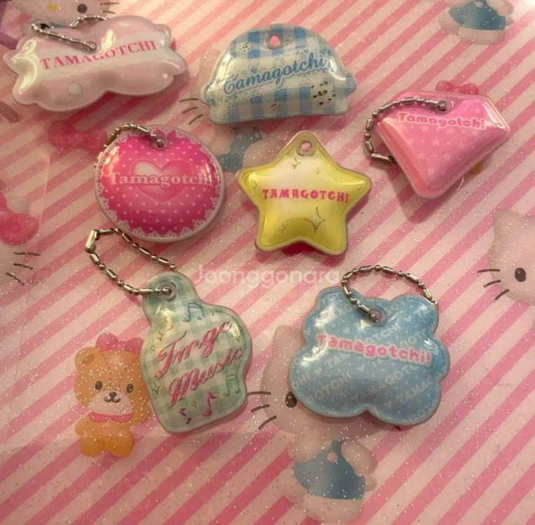 2012년 발매 반다이 다마고치 미츠 다마고치 피스 한정 고전 에폭시 키링 이미지