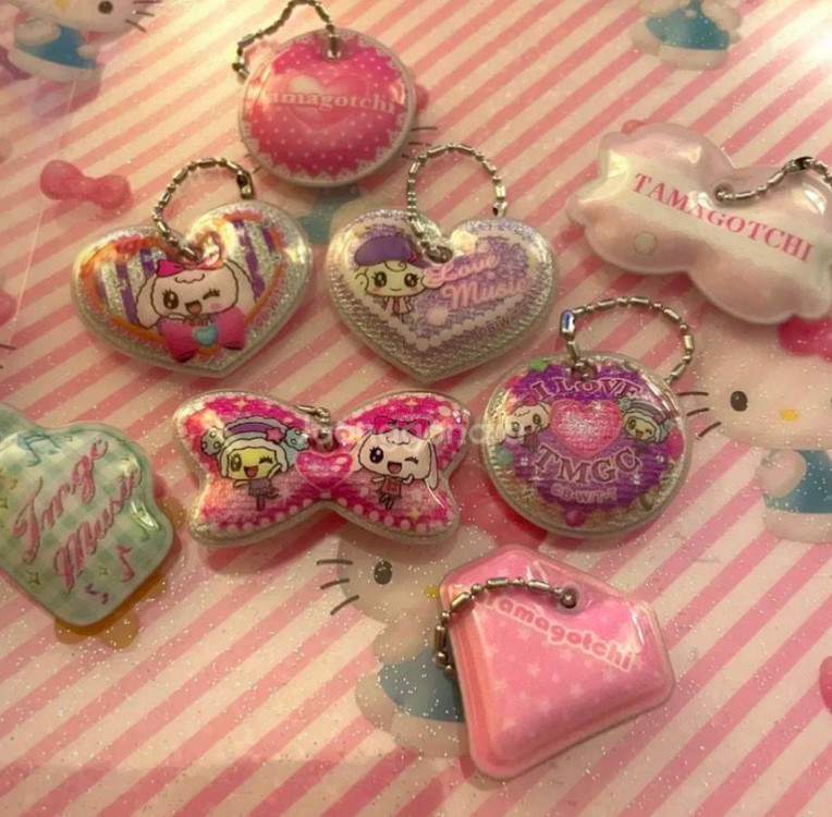 2012년 발매 반다이 다마고치 미츠 다마고치 피스 한정 고전 에폭시 키링 이미지