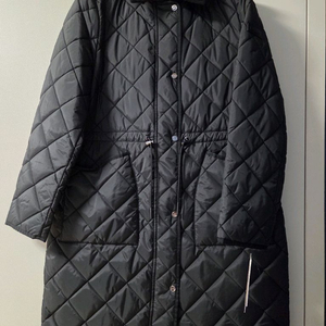 DKNY밀키라이팅 패딩 라지사이즈