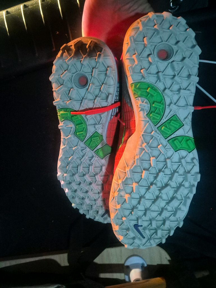 나이키 머큐리얼 베이퍼14 프로TF 275 이미지