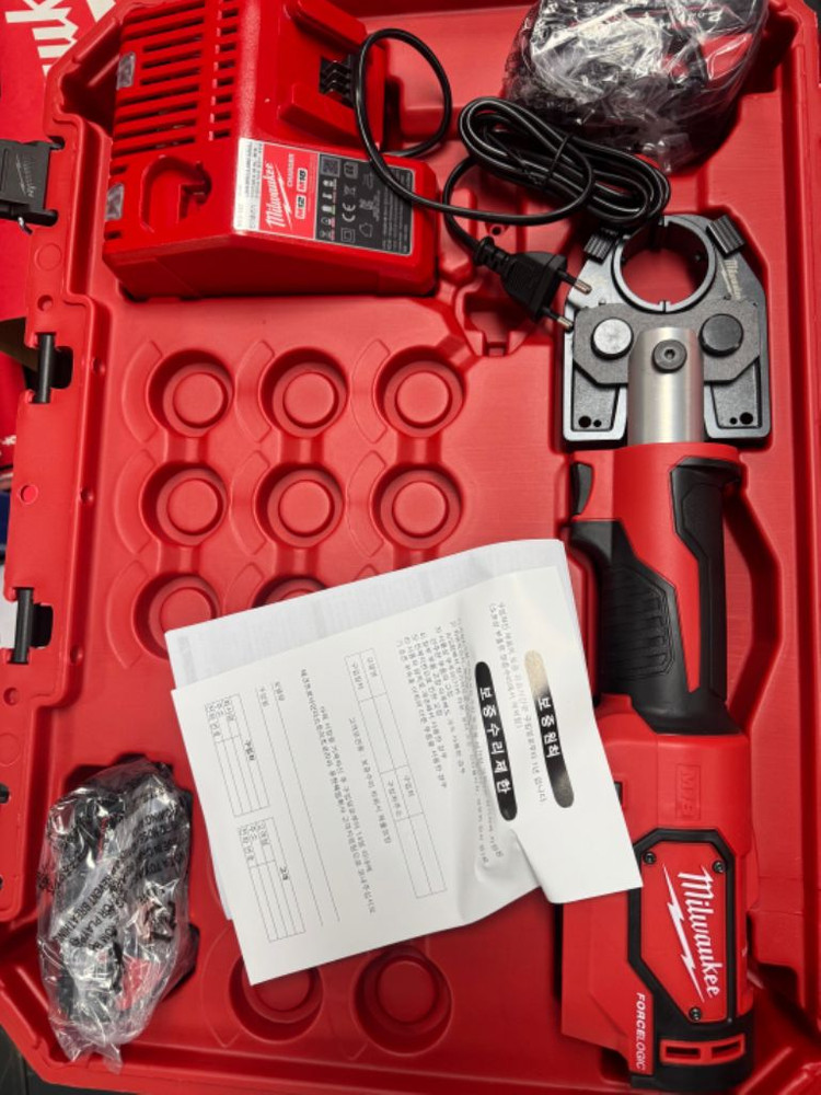 밀워키 6톤 유압 압착기 세트 M18 HCCT-202C--1