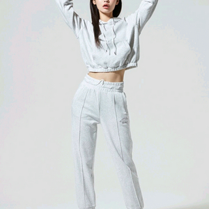 르꼬끄 여성 트레이닝복세트 (크롭후드티+조거팬츠)